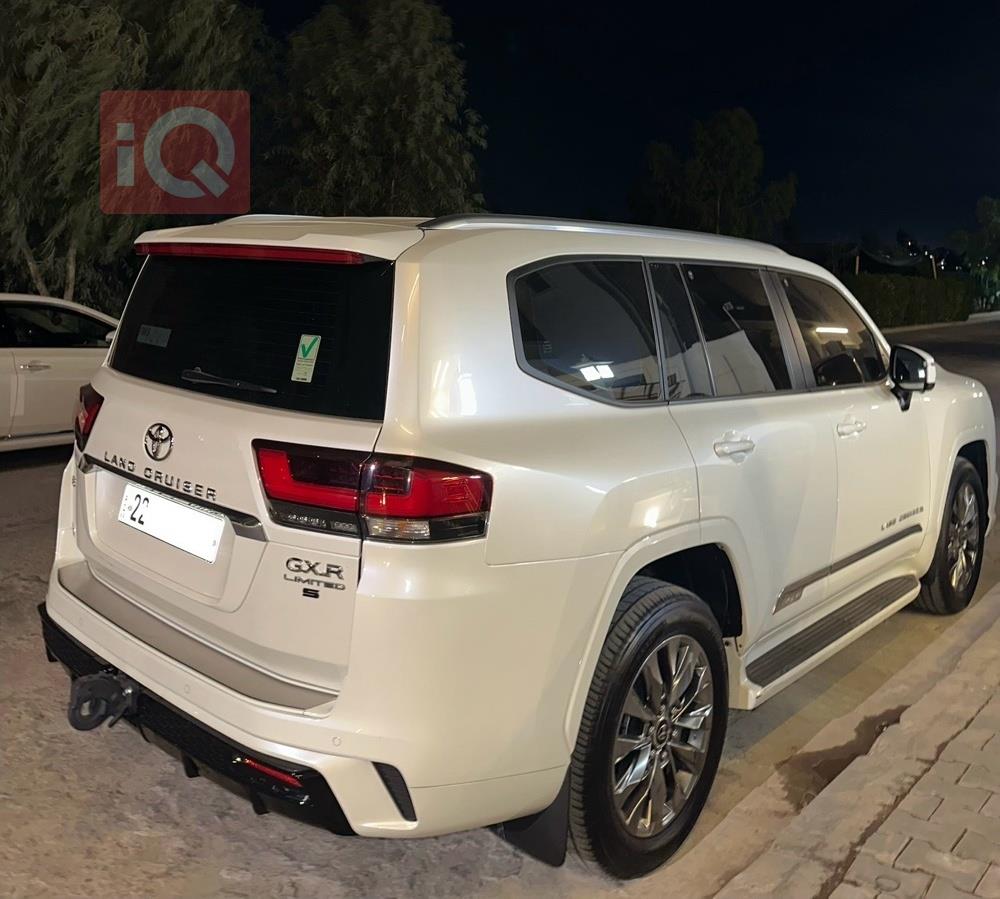 تويوتا لاندكروزر